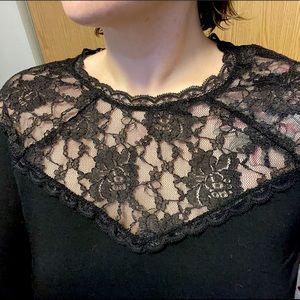 🚫SOLD🚫Torrid Super Soft Lacey Tunic